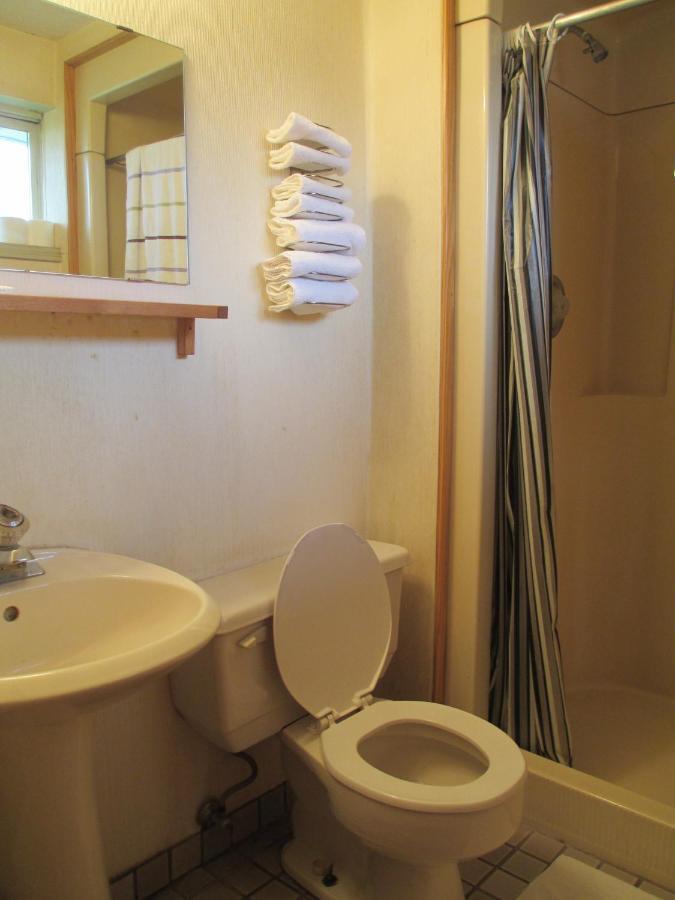 Newburg Inn Motel New Hamburg Zewnętrze zdjęcie